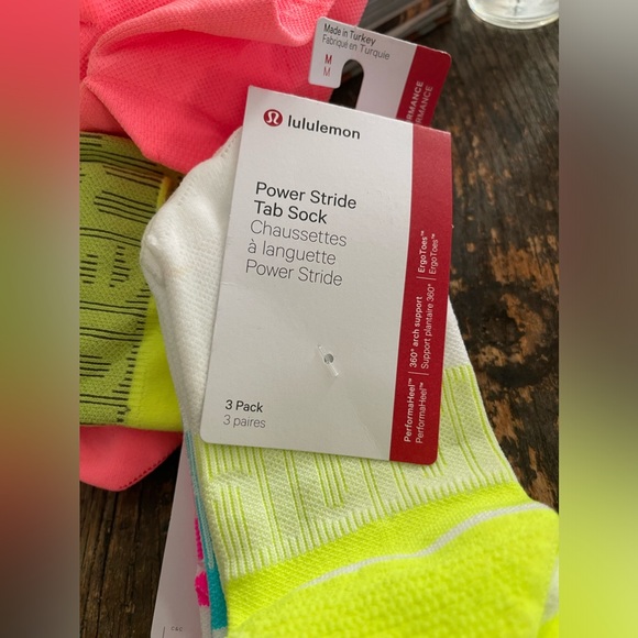 NWT lululemon Power Tab Socks a 3pack in size Med +an additional “3pack” size L - Picture 6 of 14
